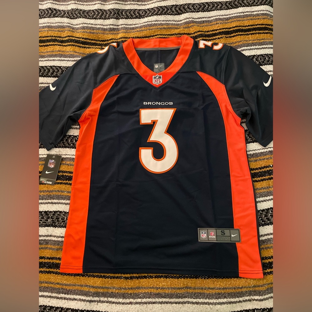 Denver Broncos Russel Wilson replica jersey Small